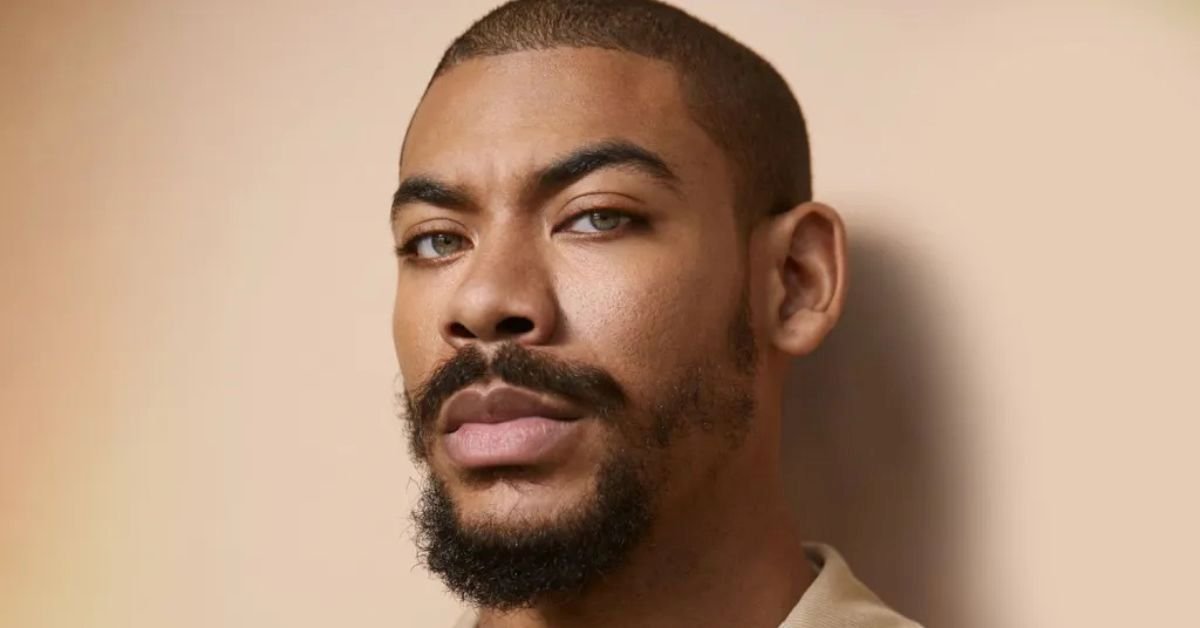 Aaron Pierres Marital Status Is Unmarried, Dating Teyana Taylor